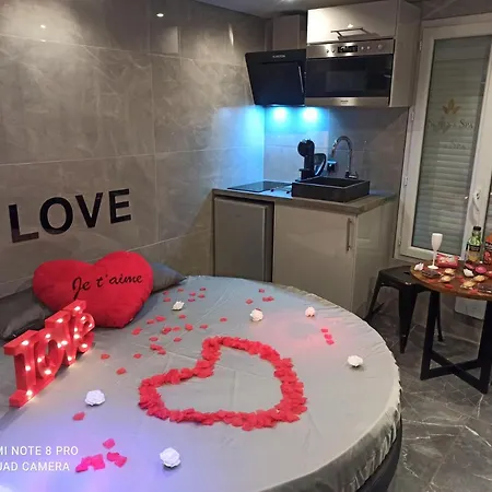 Golden Suites & Le Lovely *